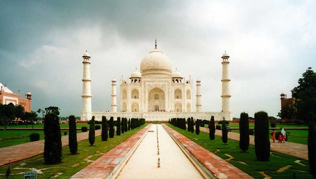 Agra