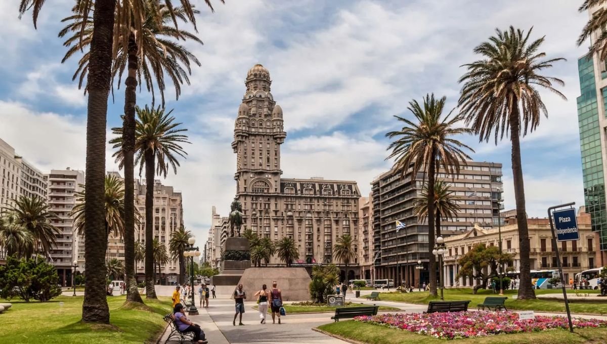 Emirates Airlines Montevideo Town Office in Uruguay