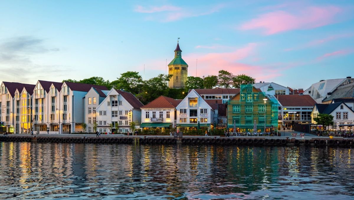 Qatar Airways Stavanger Office in Norway